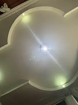 emiss  online show from 10/24/25, 01:51