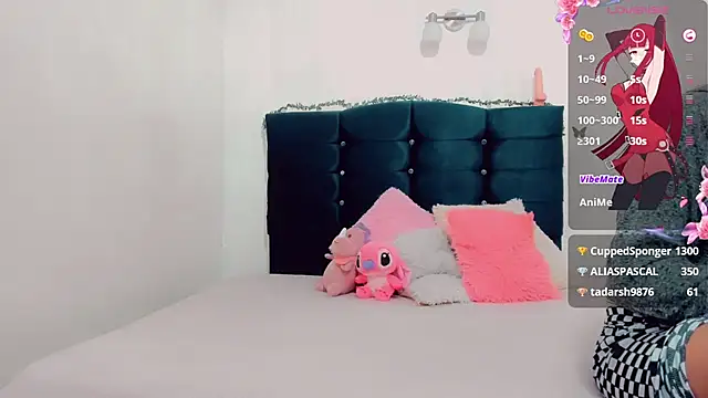 Snapshot of Rubi_30 chatting on 01/15/25, 07:23 Rubi 30 online show from 01/15/25, 07:23