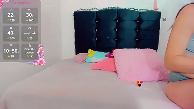 Snapshot of Rubi_30 chatting on 01/25/25, 05:19 Rubi 30 online show from 01/25/25, 05:19