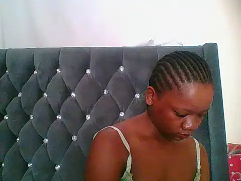 HotJeylee online show from 12/23/25, 08:01