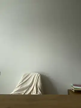 Snapshot of streetdoll chatting on 11/24/25, 03:34 streetdoll online show from 11/24/25, 03:34