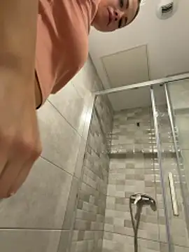 streetdoll online show from 02/23/26, 08:33