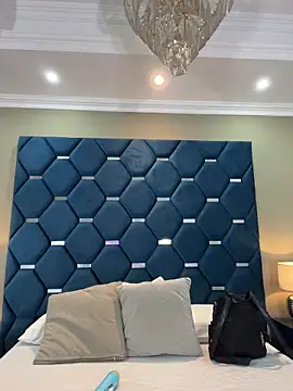 Snapshot of ThaniaJones chatting on 02/15/26, 12:03 ThaniaJones online show from 02/15/26, 12:03