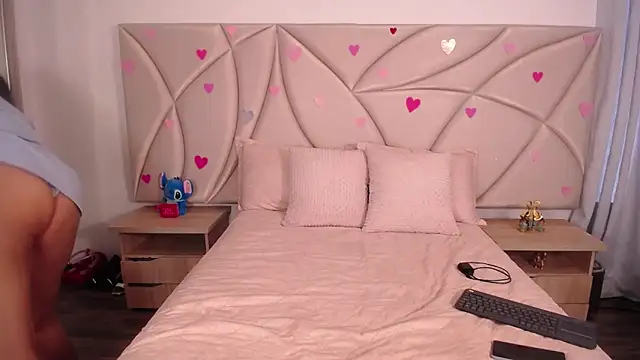 Snapshot of ValleryC chatting on 02/21/26, 06:20 ValleryC online show from 02/21/26, 06:20