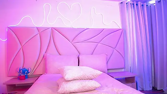 ValleryC online show from 03/05/26, 05:53