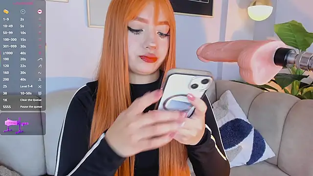 Kloe Raize online show from 12/02/25, 08:04