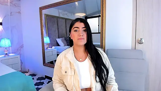 PaulinaDuarte online show from 01/19/25, 12:17