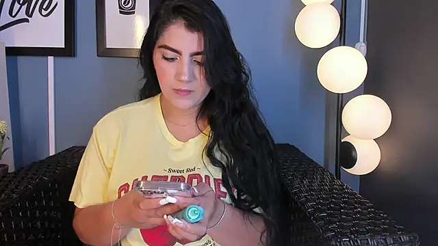 PaulinaDuarte online show from 02/14/25, 01:29