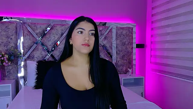 PaulinaDuarte online show from 09/18/25, 12:40