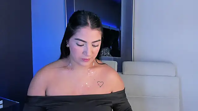 PaulinaDuarte online show from 09/24/25, 01:25