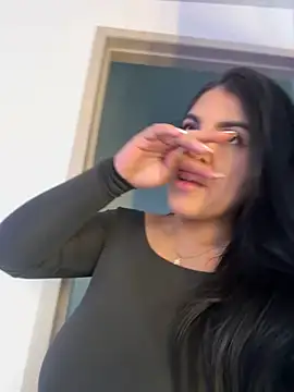 PaulinaDuarte online show from 11/05/25, 11:43