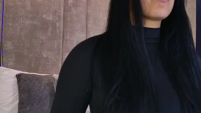 PaulinaDuarte online show from 12/16/25, 11:04