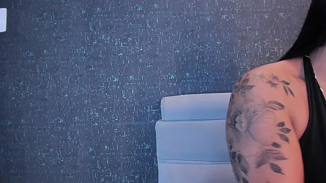 Snapshot of PaulinaDuarte chatting on 02/17/26, 11:40 PaulinaDuarte online show from 02/17/26, 11:40