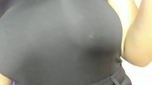 Snapshot of PaulinaDuarte chatting on 02/23/26, 12:46 PaulinaDuarte online show from 02/23/26, 12:46