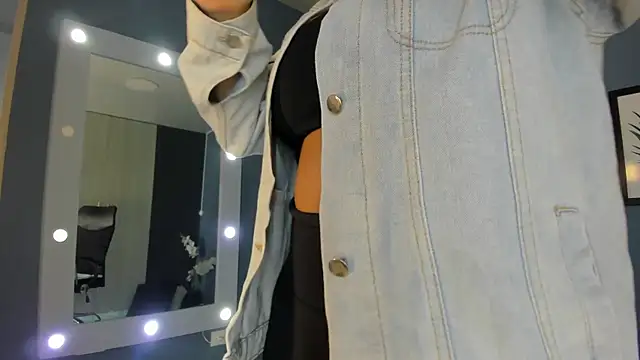 PaulinaDuarte online show from 04/21/26, 11:49