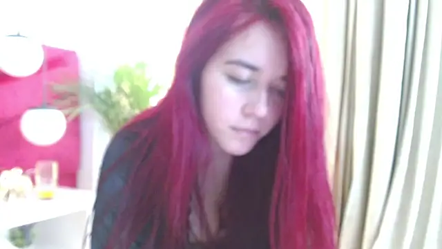 Sophie ponce online show from 04/18/26, 09:37