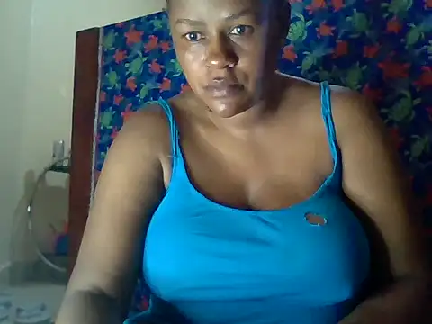 Snapshot of tight_pussy_gall chatting on 10/17/25, 05:21 tight pussy gall online show from 10/17/25, 05:21