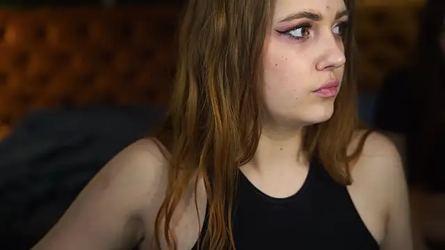 Snapshot of Grace_Fantasy chatting on 12/15/24, 11:09 Grace Fantasy online show from 12/15/24, 11:09