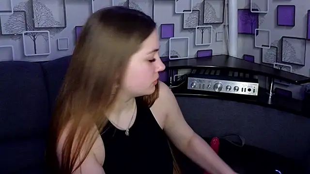 Snapshot of Grace_Fantasy chatting on 02/11/25, 11:44 Grace Fantasy online show from 02/11/25, 11:44