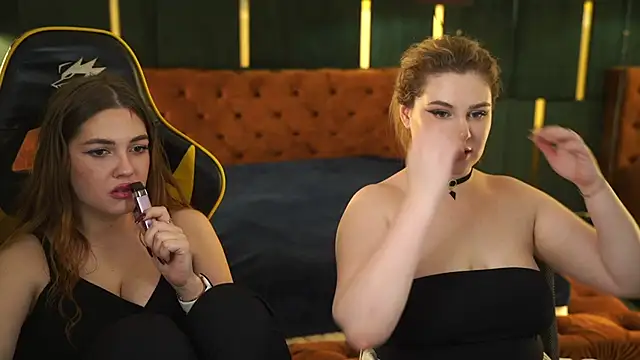 Snapshot of Grace_Fantasy chatting on 03/08/25, 07:31 Grace Fantasy online show from 03/08/25, 07:31