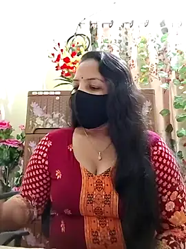 Snapshot of Payel-Sen chatting on 01/13/25, 10:03 Payel-Sen online show from 01/13/25, 10:03