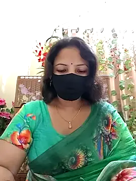 Snapshot of Payel-Sen chatting on 01/23/25, 06:35 Payel-Sen online show from 01/23/25, 06:35