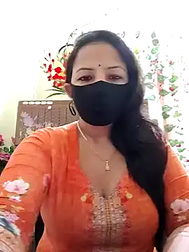 Snapshot of Payel-Sen chatting on 01/24/25, 04:05 Payel-Sen online show from 01/24/25, 04:05