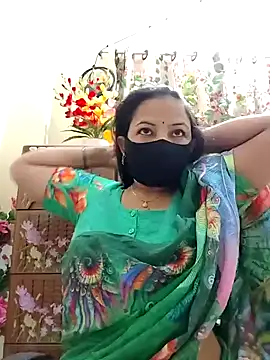 Snapshot of Payel-Sen chatting on 01/24/25, 06:25 Payel-Sen online show from 01/24/25, 06:25