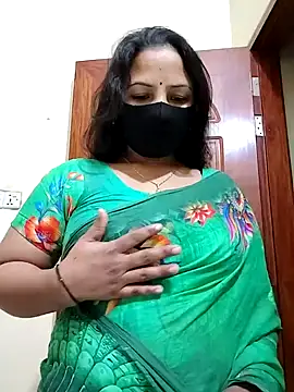 Snapshot of Payel-Sen chatting on 01/28/25, 02:21 Payel-Sen online show from 01/28/25, 02:21