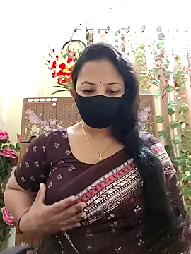 Snapshot of Payel-Sen chatting on 01/28/25, 06:39 Payel-Sen online show from 01/28/25, 06:39