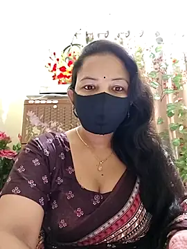 Snapshot of Payel-Sen chatting on 02/13/25, 04:39 Payel-Sen online show from 02/13/25, 04:39