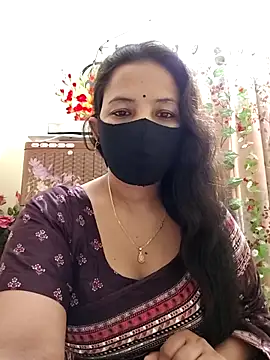 Snapshot of Payel-Sen chatting on 02/22/25, 06:41 Payel-Sen online show from 02/22/25, 06:41