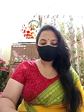 Snapshot of Payel-Sen chatting on 02/24/25, 06:26 Payel-Sen online show from 02/24/25, 06:26