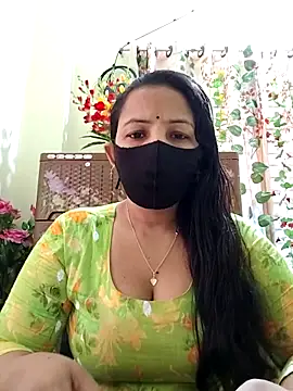Snapshot of Payel-Sen chatting on 03/08/25, 02:55 Payel-Sen online show from 03/08/25, 02:55