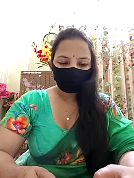 Snapshot of Payel-Sen chatting on 03/18/25, 05:31 Payel-Sen online show from 03/18/25, 05:31