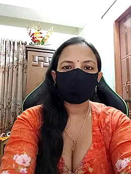 Snapshot of Payel-Sen chatting on 06/08/26, 07:47 Payel-Sen online show from 06/08/26, 07:47