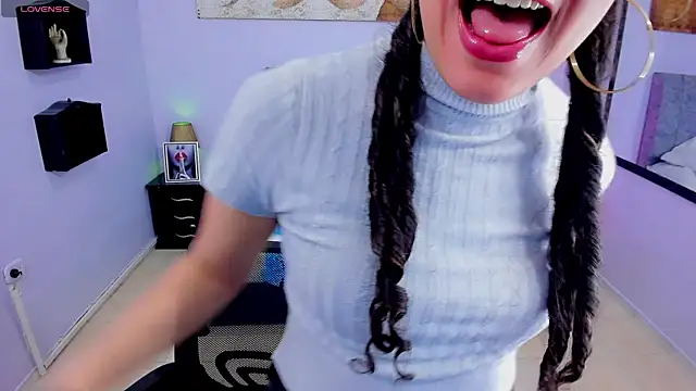 Snapshot of Lana_stone_ chatting on 01/13/25, 03:34 Lana stone online show from 01/13/25, 03:34