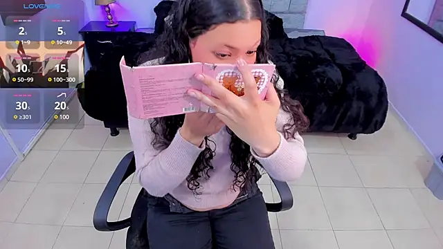 Snapshot of Lana_stone_ chatting on 01/19/25, 07:46 Lana stone online show from 01/19/25, 07:46