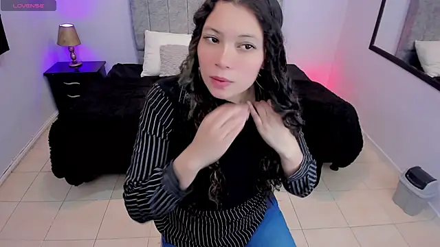 Snapshot of Lana_stone_ chatting on 03/11/25, 07:48 Lana stone online show from 03/11/25, 07:48