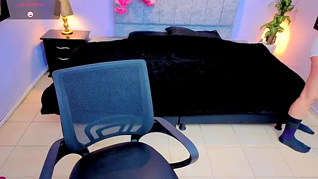 Snapshot of Lana_stone_ chatting on 09/09/25, 03:50 Lana stone online show from 09/09/25, 03:50