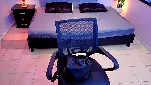 Snapshot of Lana_stone_ chatting on 09/14/25, 03:16 Lana stone online show from 09/14/25, 03:16