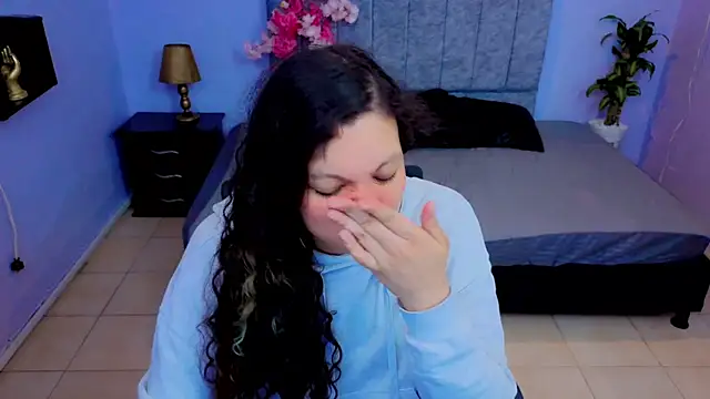 Snapshot of Lana_stone_ chatting on 09/22/25, 03:08 Lana stone online show from 09/22/25, 03:08