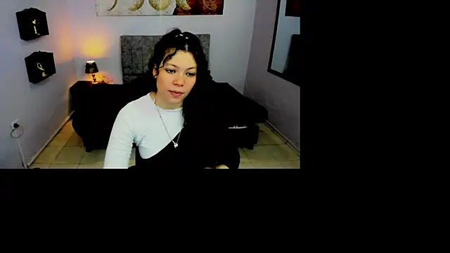 Snapshot of Lana_stone_ chatting on 10/13/25, 04:12 Lana stone online show from 10/13/25, 04:12