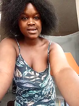 Snapshot of Neith1 chatting on 10/31/25, 12:28 Neith1 online show from 10/31/25, 12:28