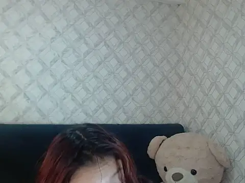 Emma-Wilson online show from 10/29/25, 04:26