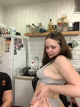 Pair of Gods  online show from 02/11/25, 10:15