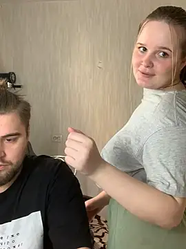 Pair of Gods  online show from 03/06/25, 12:52