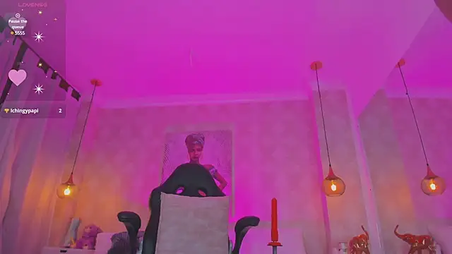 Shantall   online show from 03/07/25, 02:01