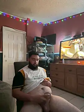 Snapshot of bigdickgio6923 chatting on 12/19/24, 03:51 bigdickgio6923 online show from 12/19/24, 03:51