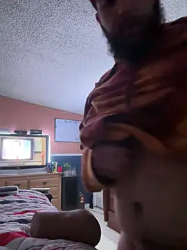 Snapshot of bigdickgio6923 chatting on 01/08/25, 04:23 bigdickgio6923 online show from 01/08/25, 04:23